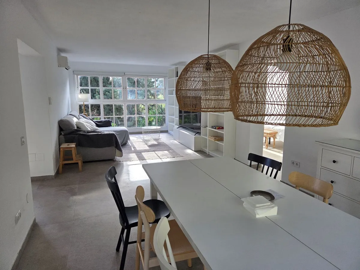 a8030a8e-7f87-4ecf-94b5-f6da5e65532f