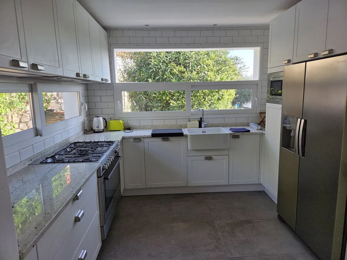 dd127aba-0860-4026-8767-eca5a27b2356