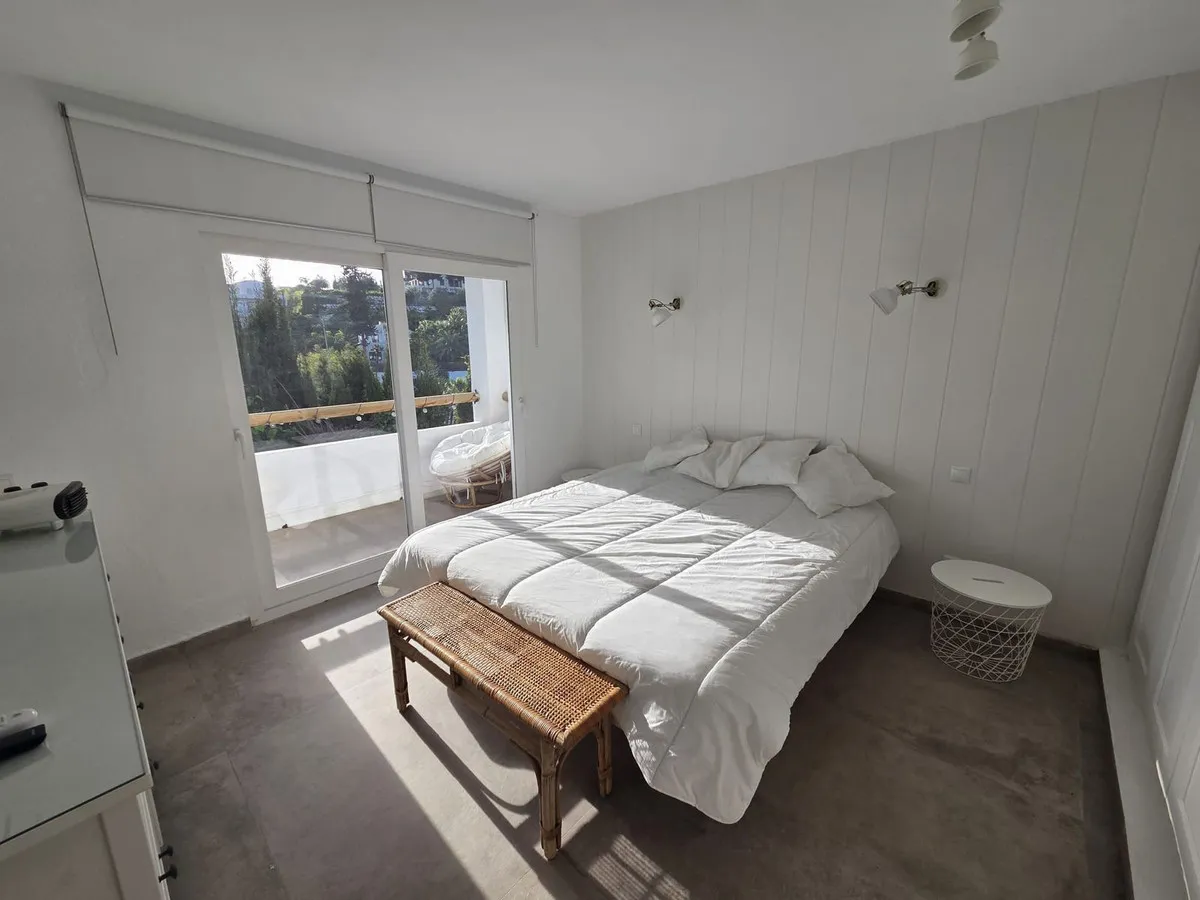 e646dcfb-5746-4879-9139-4507f8455c97