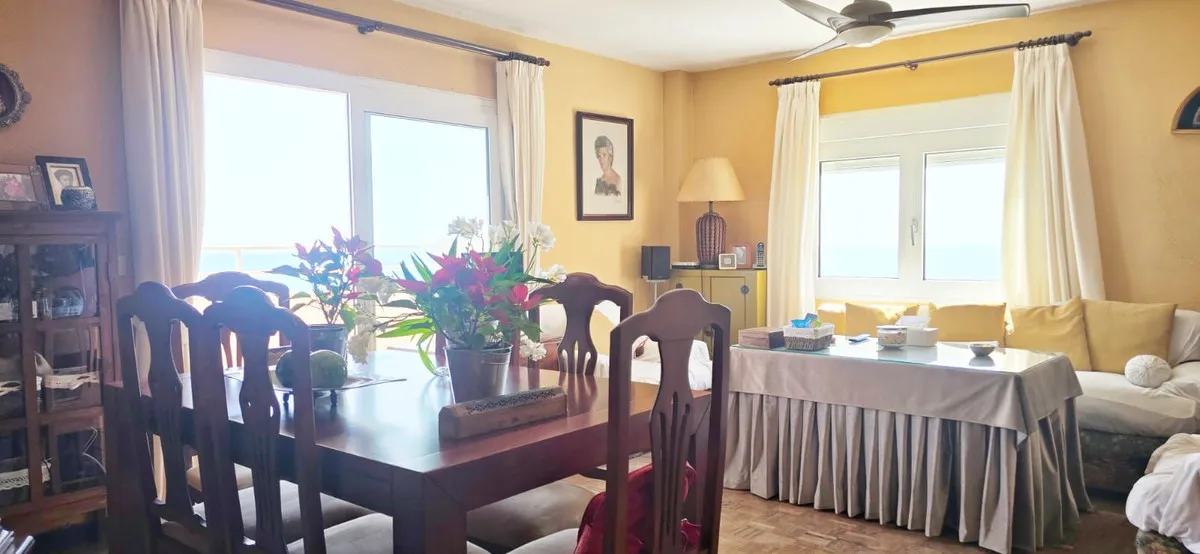 4aaa15c7-c6ef-484f-be7e-6642a8b8641f