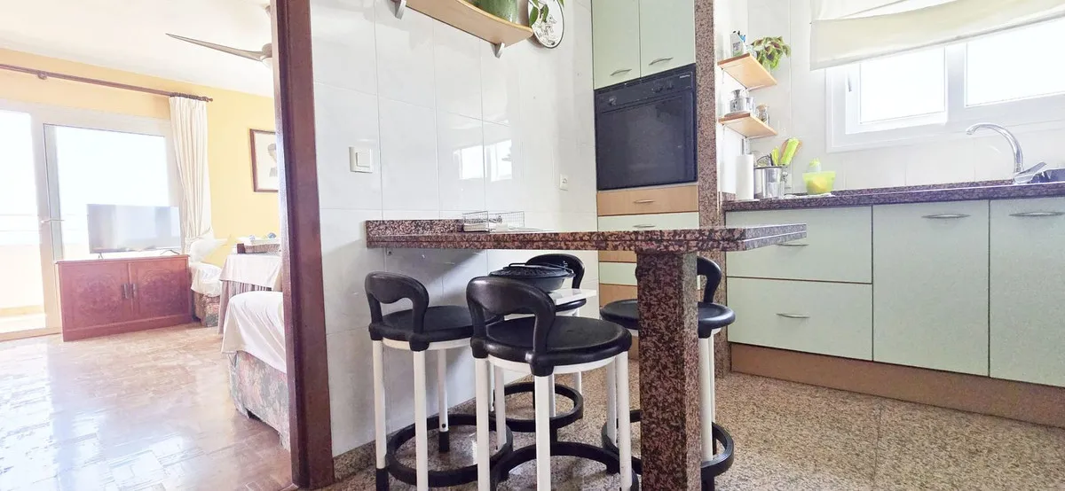 cd5b22d5-d9b5-46b5-a0c1-ea2f601bac8d