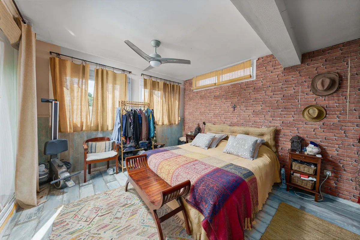 4ad63395-1ec4-4c8f-946d-186d388edbd8