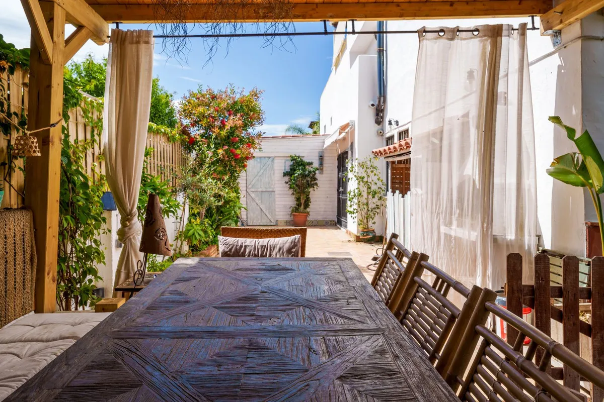 88743d99-f953-4436-ad5c-fa02f4c4b8b3