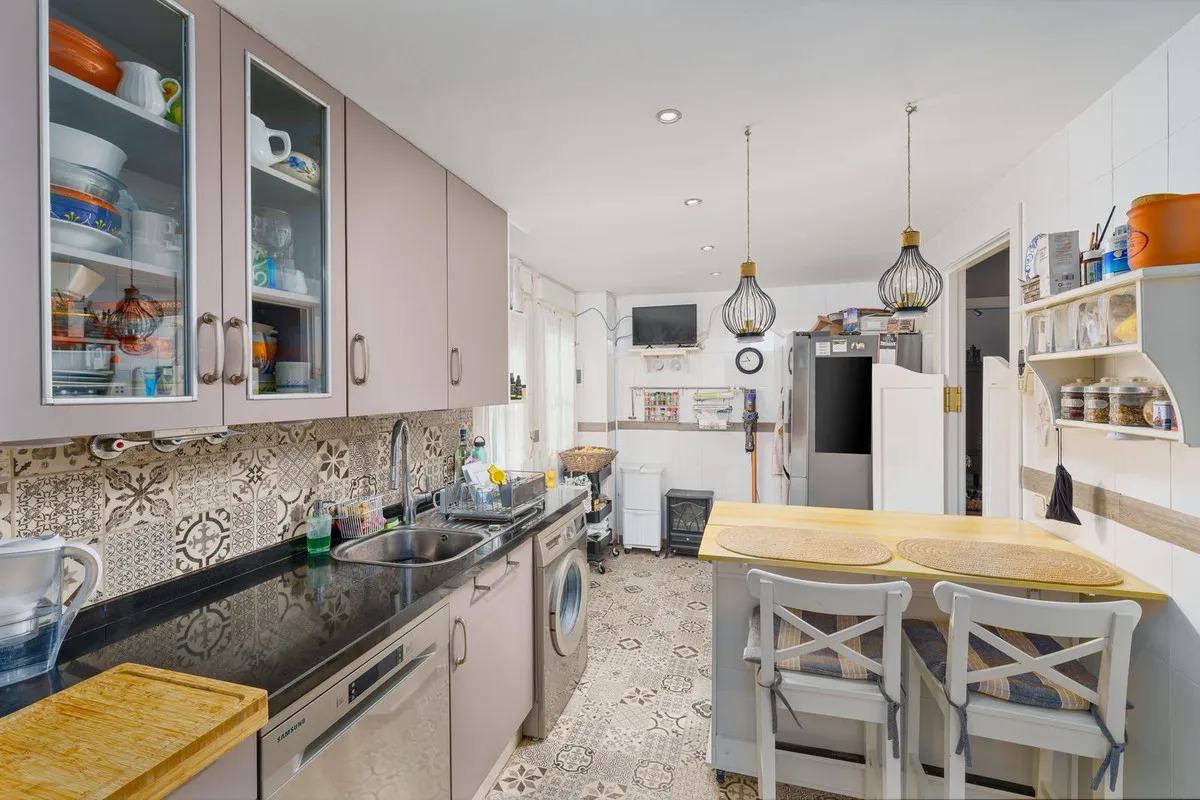 8dab39e5-9806-4541-a908-fe39c0fb634e