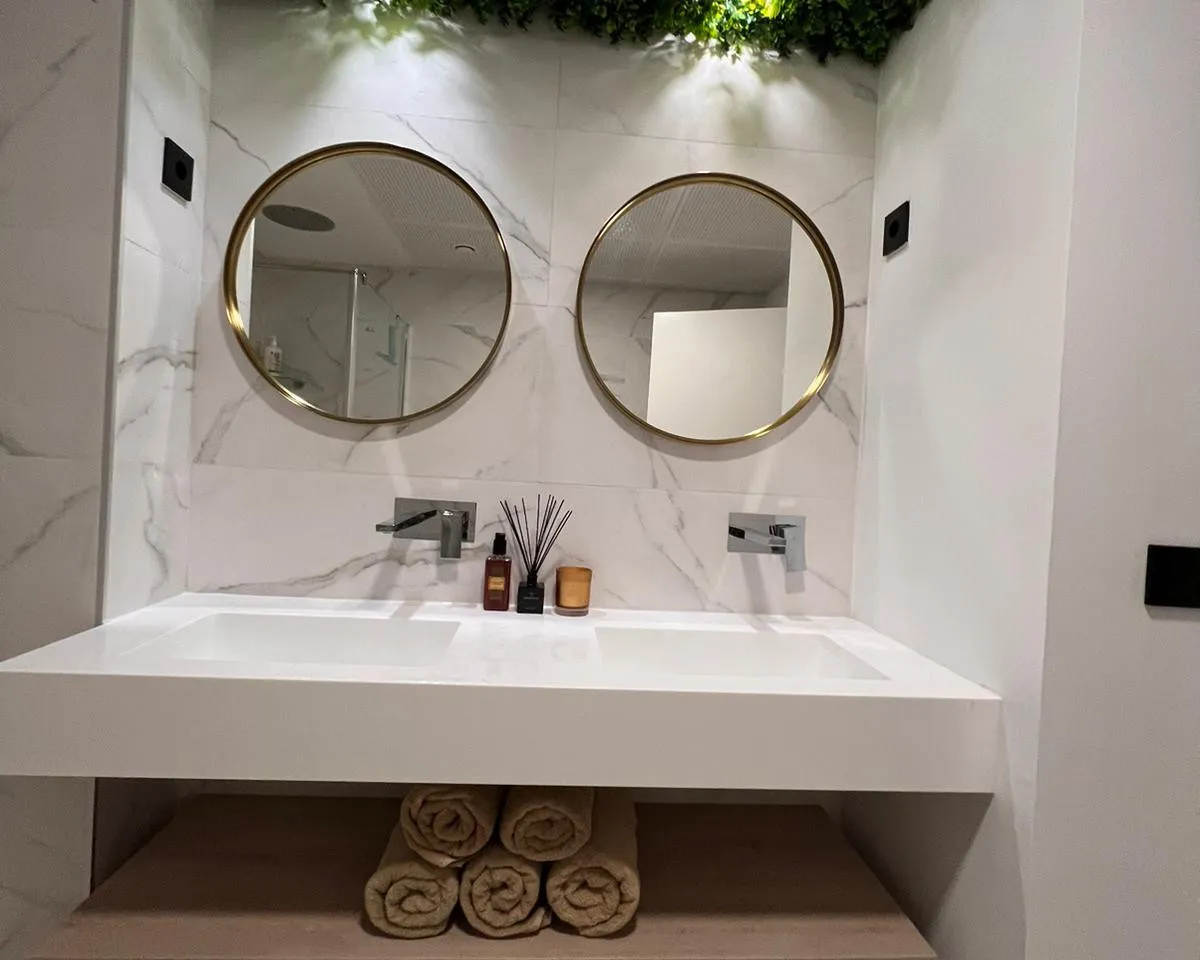 0c60b248-740f-4c92-8b98-7ea281f73e15