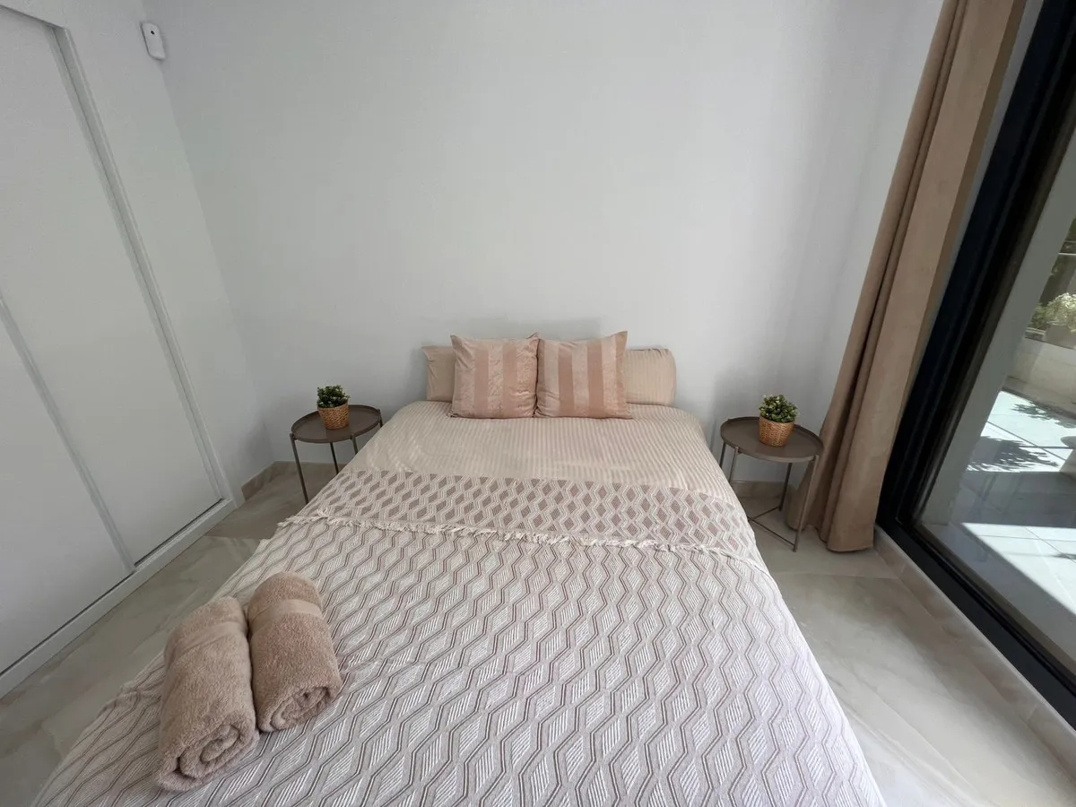 fe09ac31-86c5-4538-a30e-fdb01d3c4646