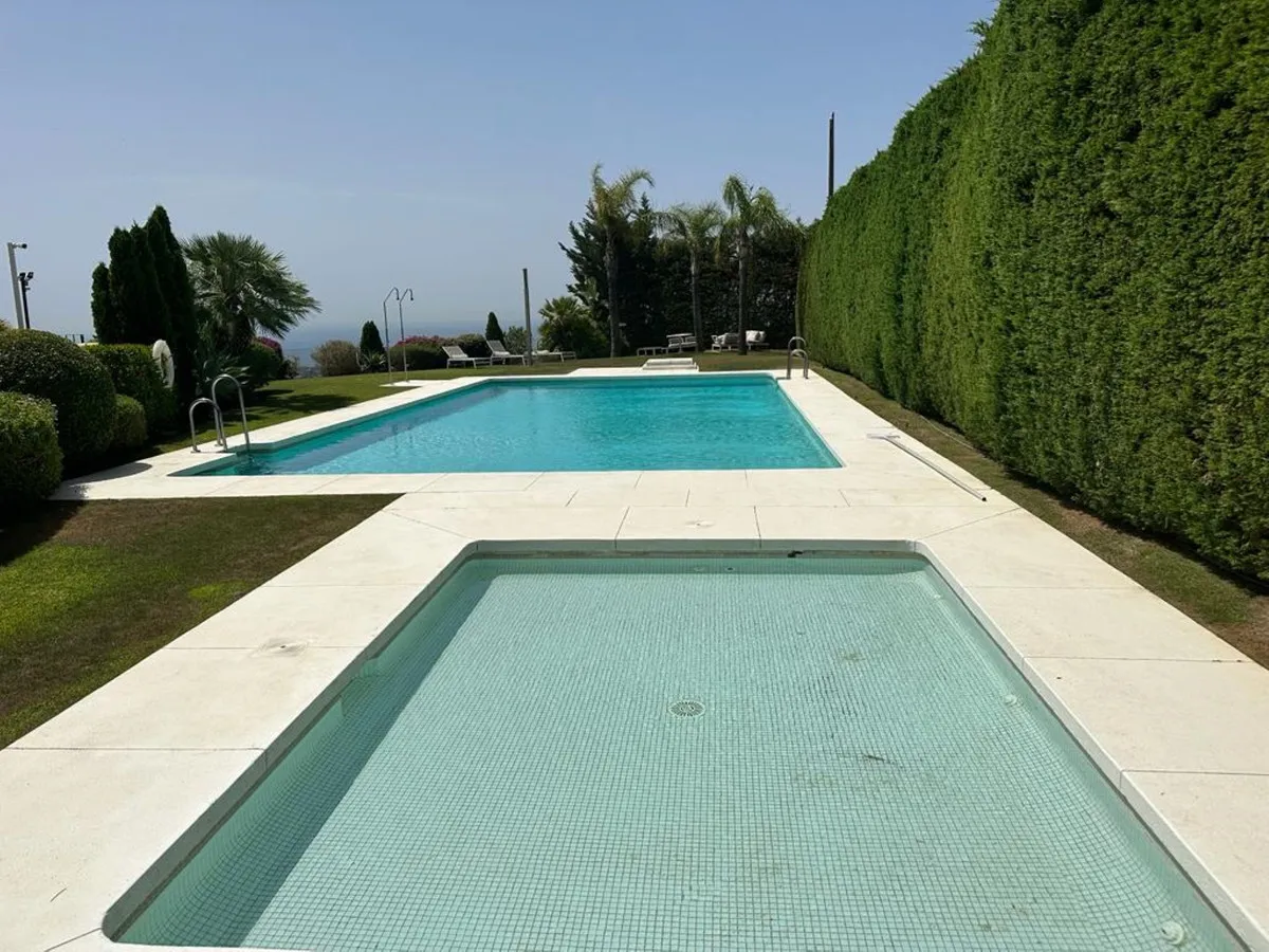 03e1b6a8-aa58-45af-887f-b7204bce4ec4