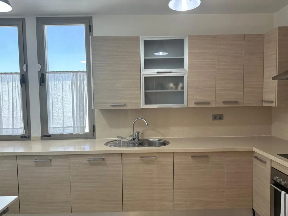 10ffb982-47f0-406a-bcd5-d5963c0ad052