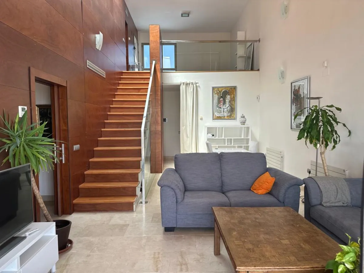 ccdf4f15-1f6b-4643-afb8-9d8fd53c1422