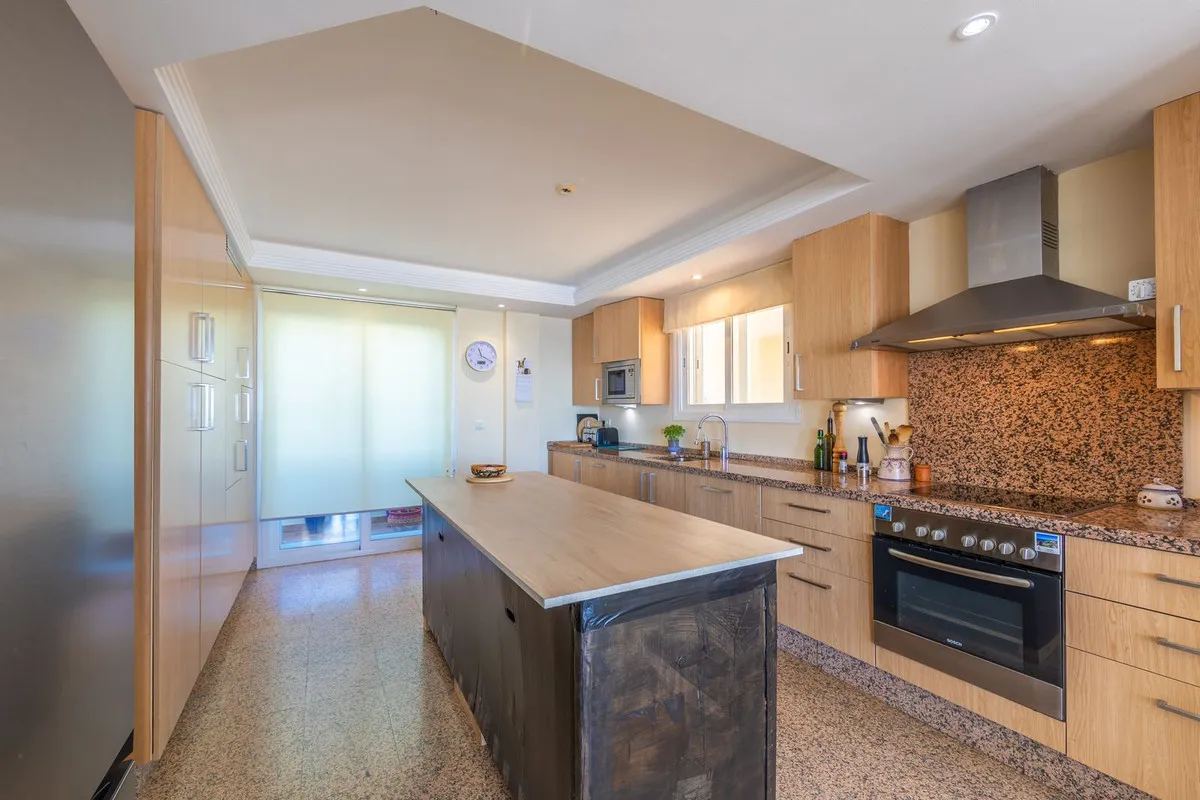 15944f60-5562-4ace-84ee-fece4e653c09