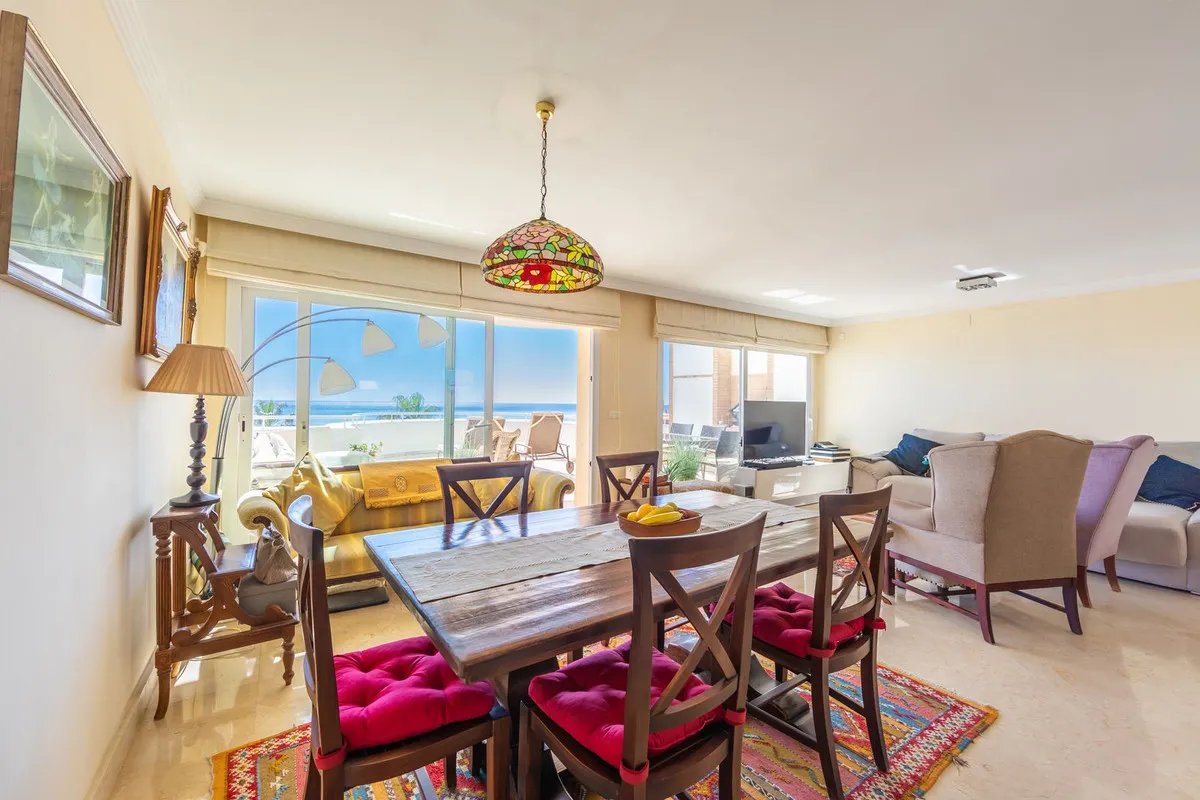 6feb51ee-58ea-4a8f-a9ba-65f0983151e9