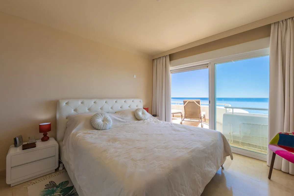 93da88f5-aabf-4c5a-9898-fb1b84f94ab6