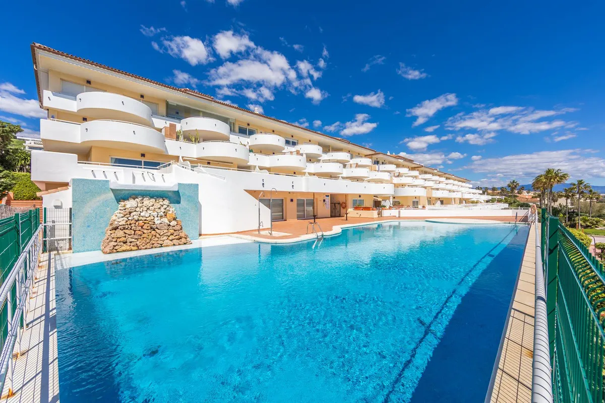 b8b17cf1-8c06-4717-82ef-fa79899098ae