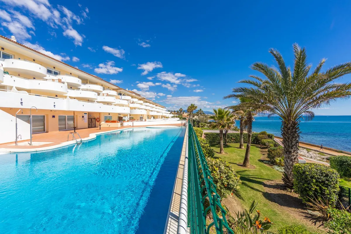 b907f09a-b8be-4685-94a2-b1e7001f15ea