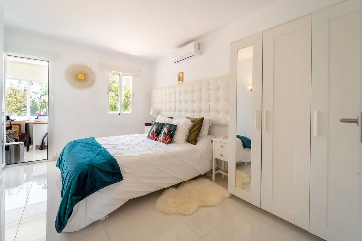 34b5fd52-7190-4a3c-bde5-c22ca9b3c906