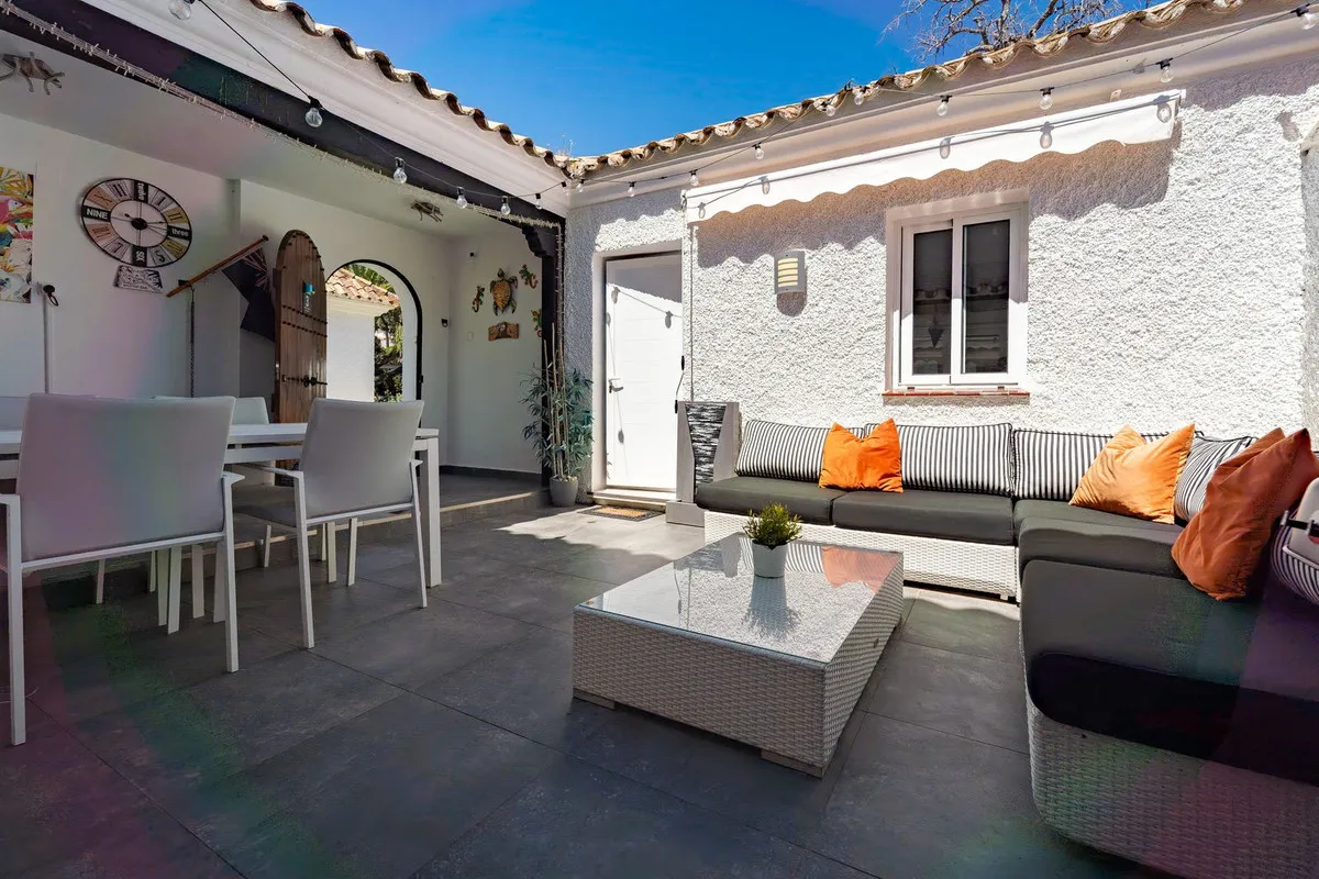 386c08e8-6d51-433d-aabe-67318f54880a