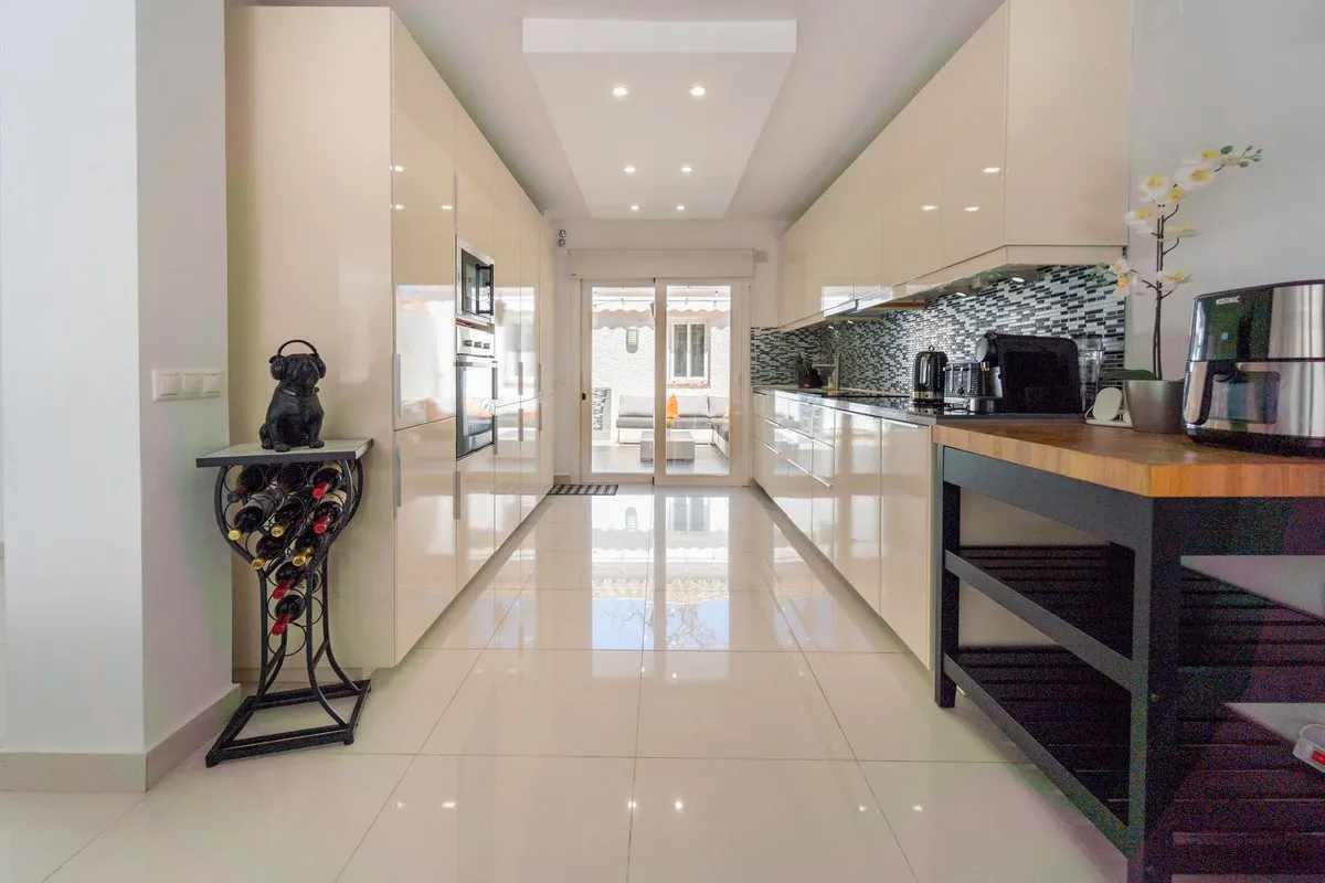 58c3df57-2447-450f-9eff-408b05d1f67d