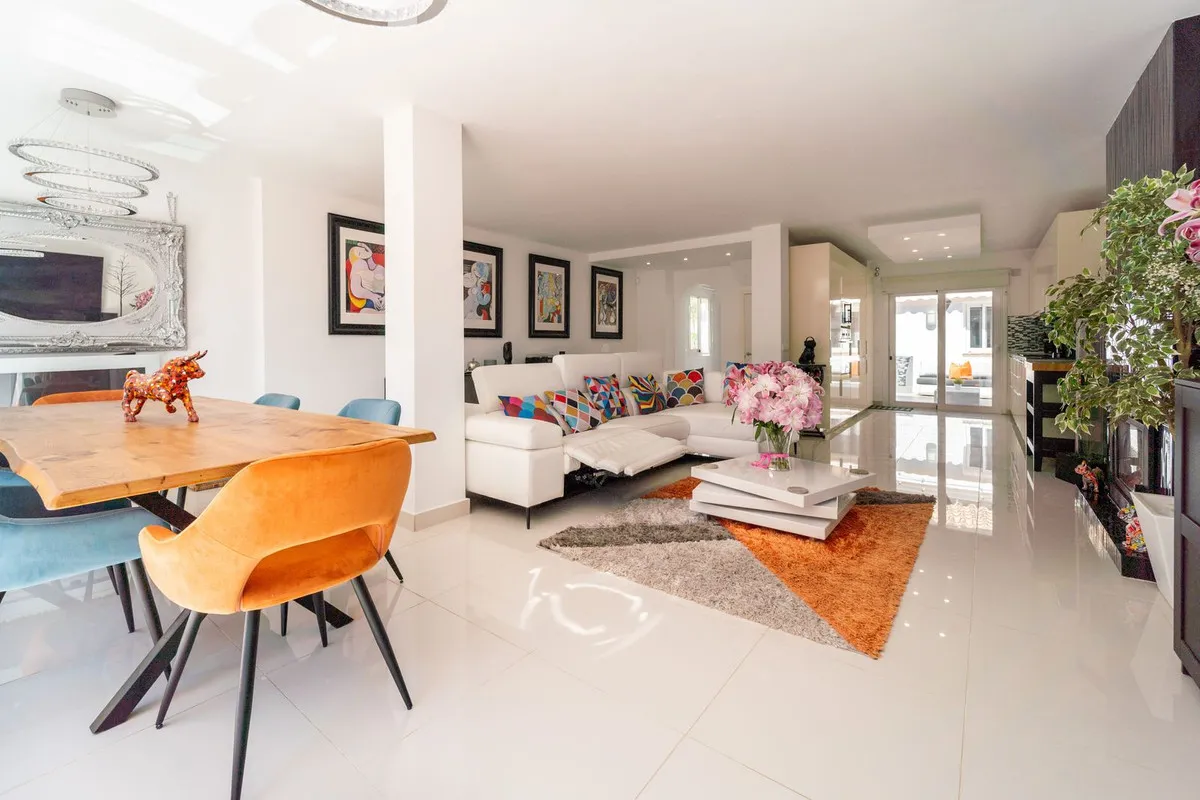 697364be-4b29-4a7e-b500-8ba188772847