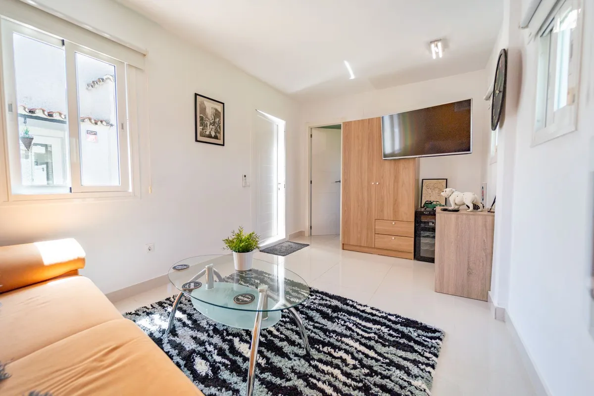 8414c96c-0f06-49cd-bb17-03f7a1d4d5b9