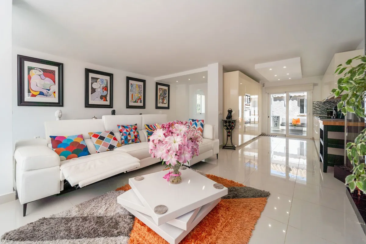 a78d4e61-b588-4b39-9ea9-5124f5da838a