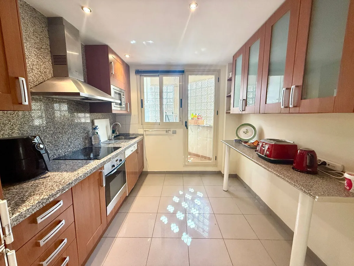 1cabb787-de9f-4ac1-92d6-8538b17127ee