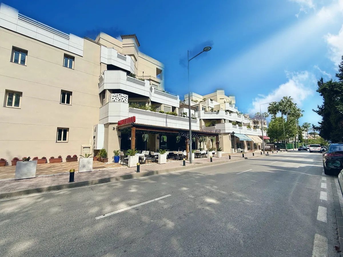 38263855-2c10-4672-a22f-356136c33aa0