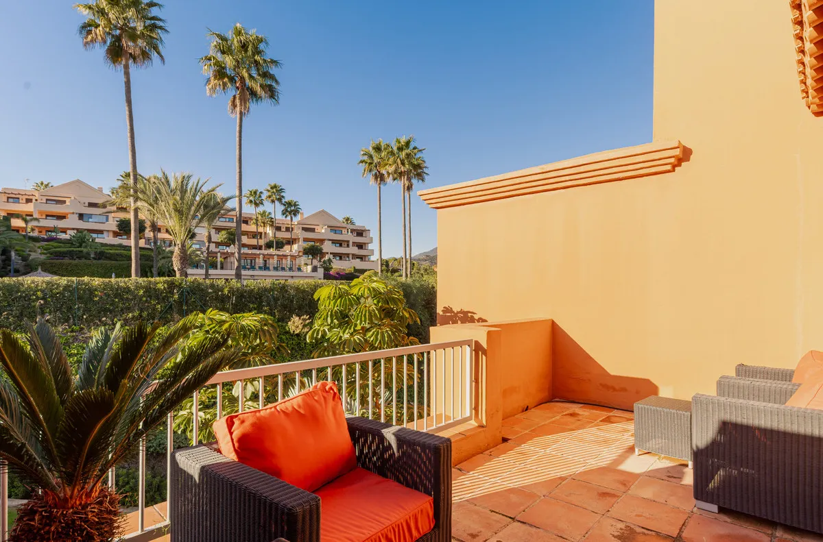 9a159639-567a-46fa-9bb4-02f32de6a258