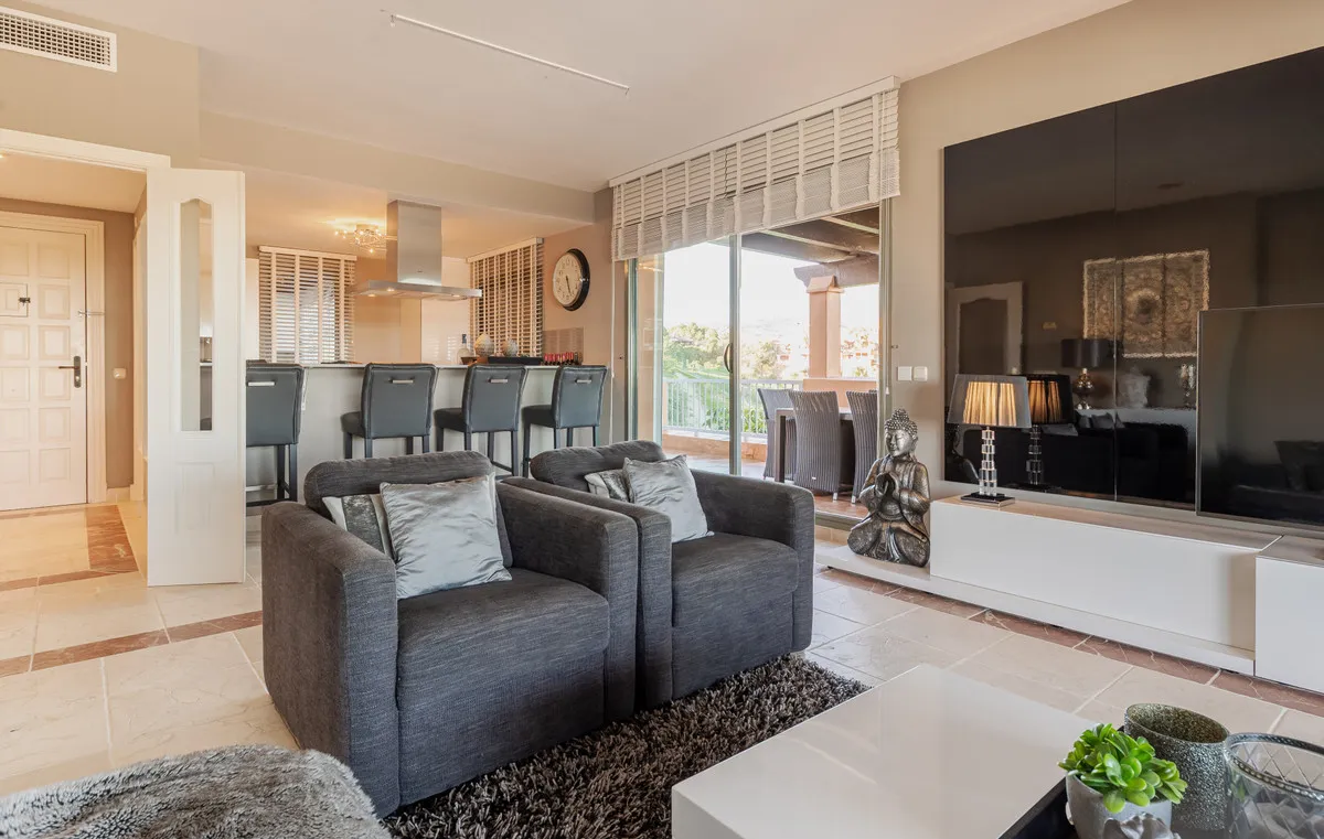 dd121433-c0a6-4d63-a9c8-e28a6f27bc16