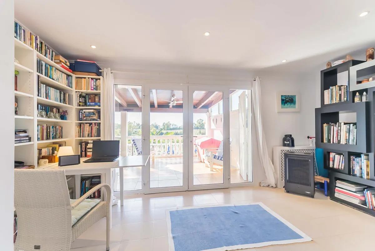 02dcbcad-93c0-467c-810a-f374081f7e54