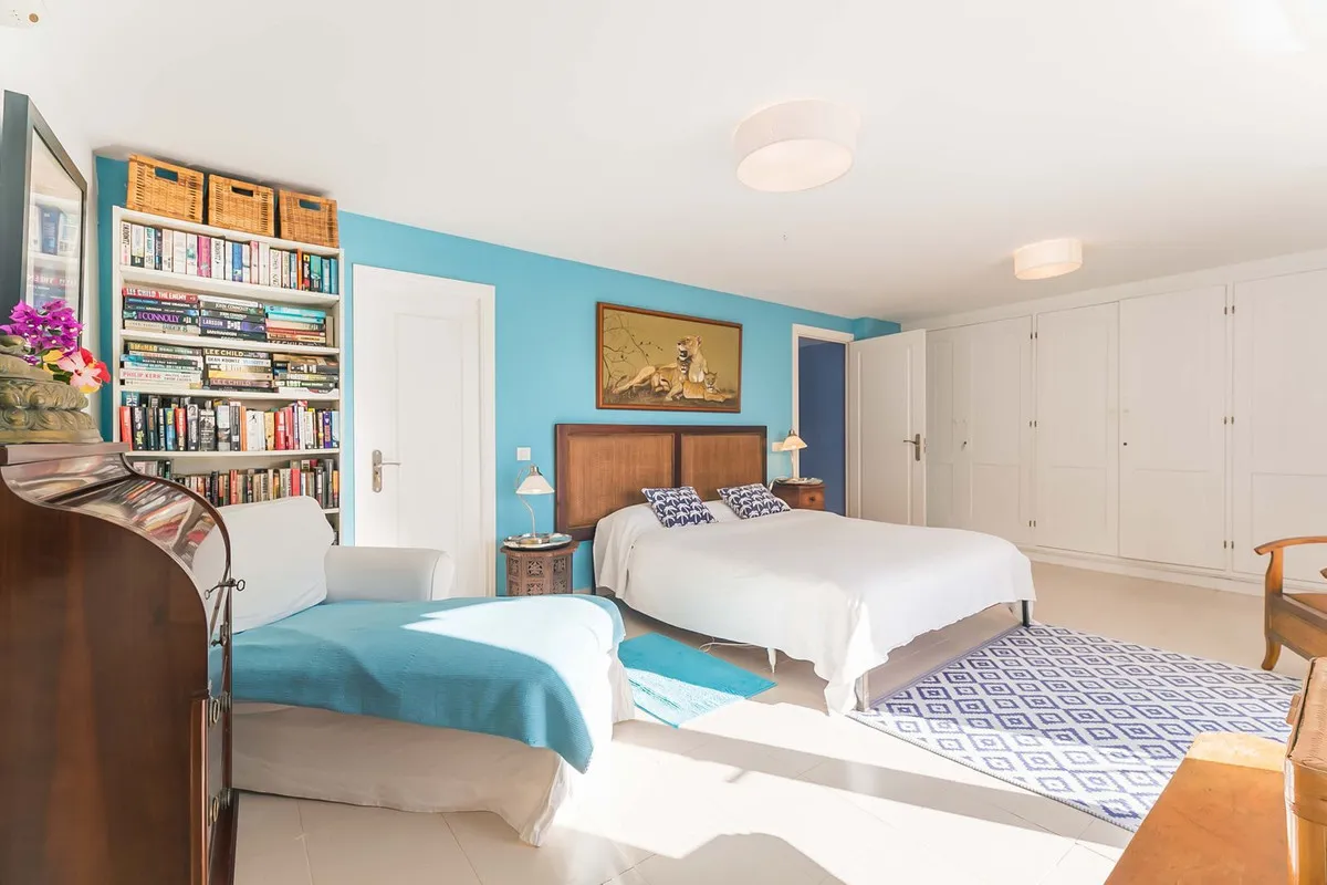 04bcfa32-16d0-426d-8957-c1fa2387c900