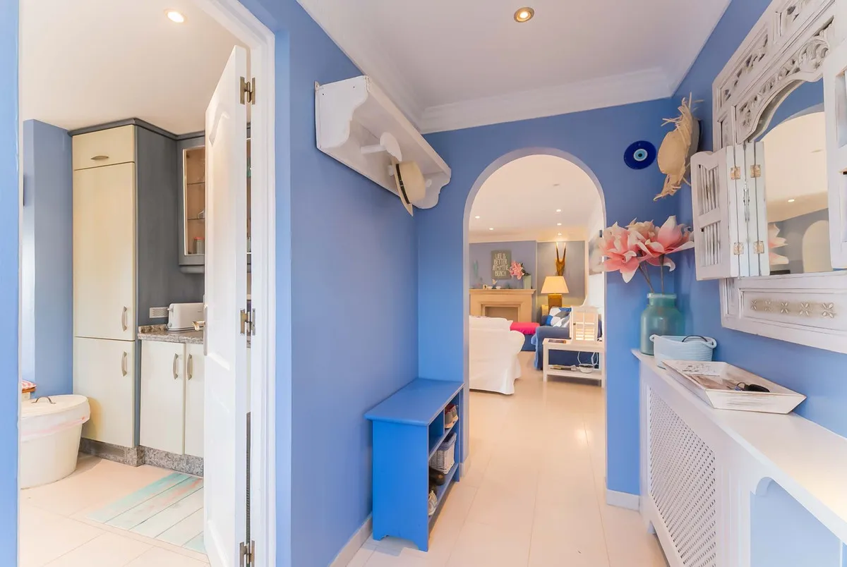 ab0cc3dc-9758-4f45-b4fb-399e1396cf09