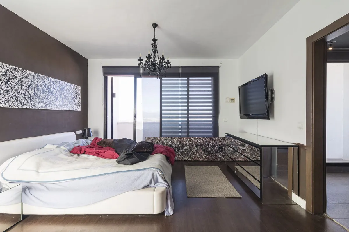 a005ee22-097f-4777-a373-50c68cdac9bf