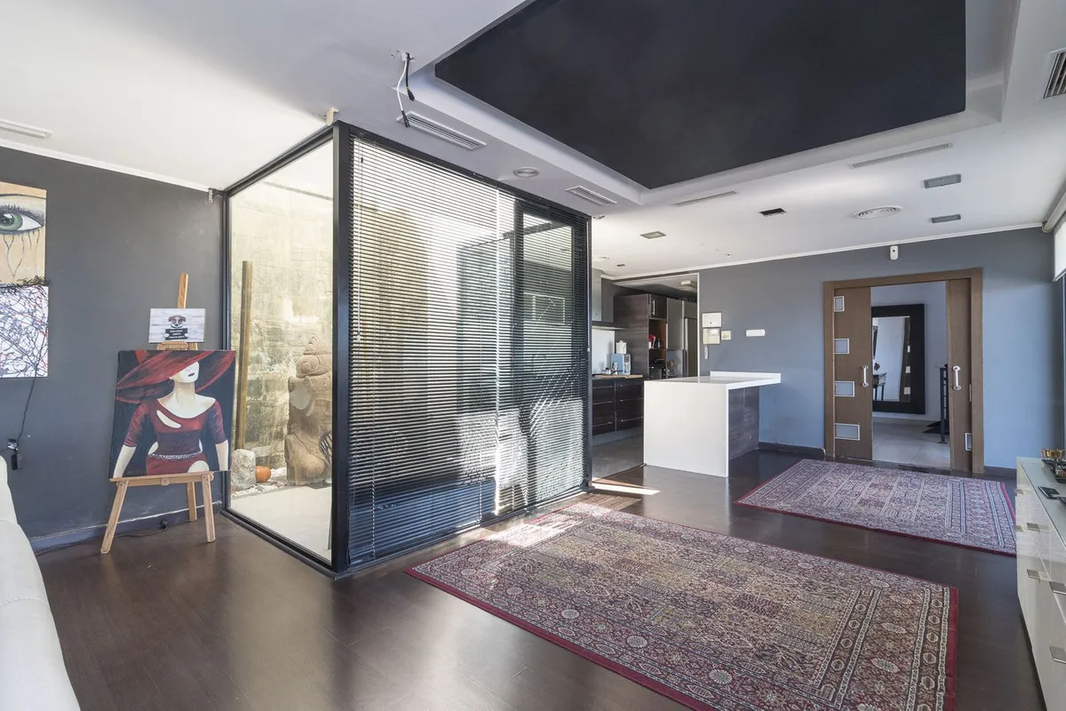 ecb99f9e-c285-4072-944f-414531ac51e4