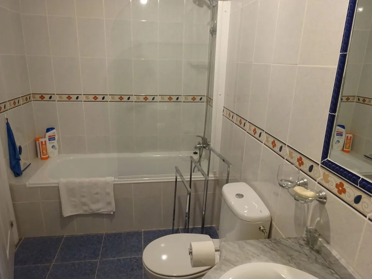 18c7a53f-dc84-432d-93f4-2da04f55de09