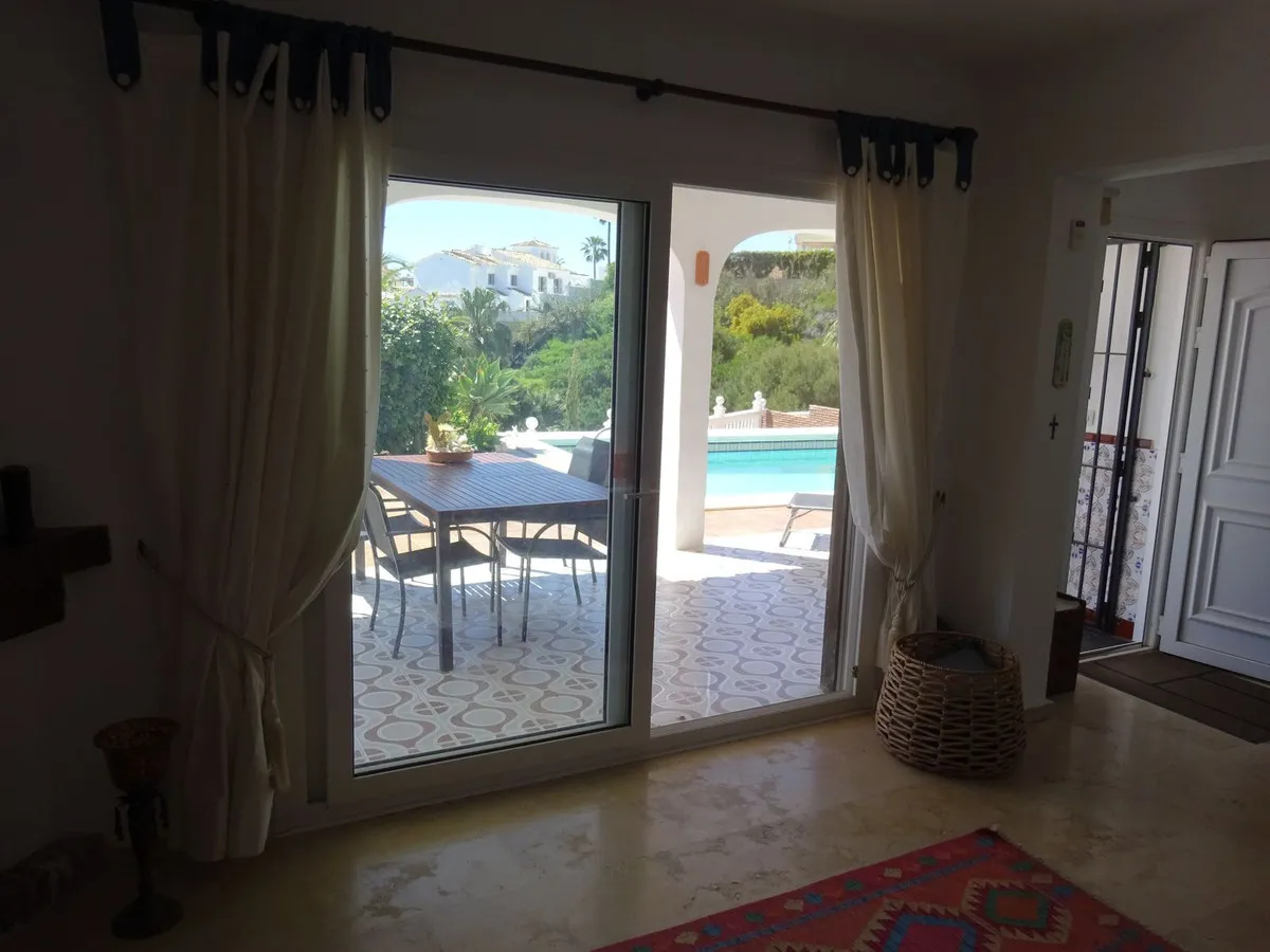 4d2f2419-fd77-4a81-b170-93b263a24e7a