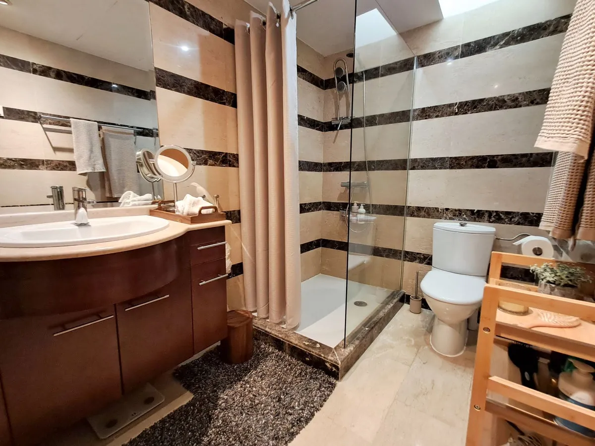 637b2946-2be5-4be9-b762-08e8190f7400