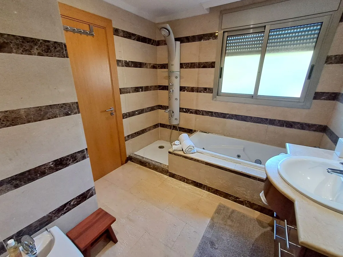 ad1f2343-a131-46c8-9e4c-2ccf9cfa3773