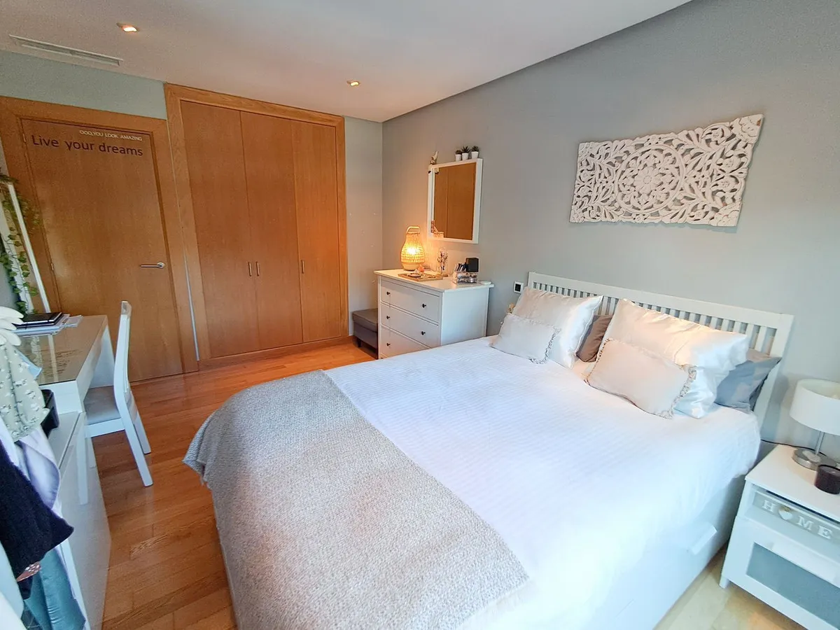 b5af3b20-3fdf-426e-a206-eec24aa559a2