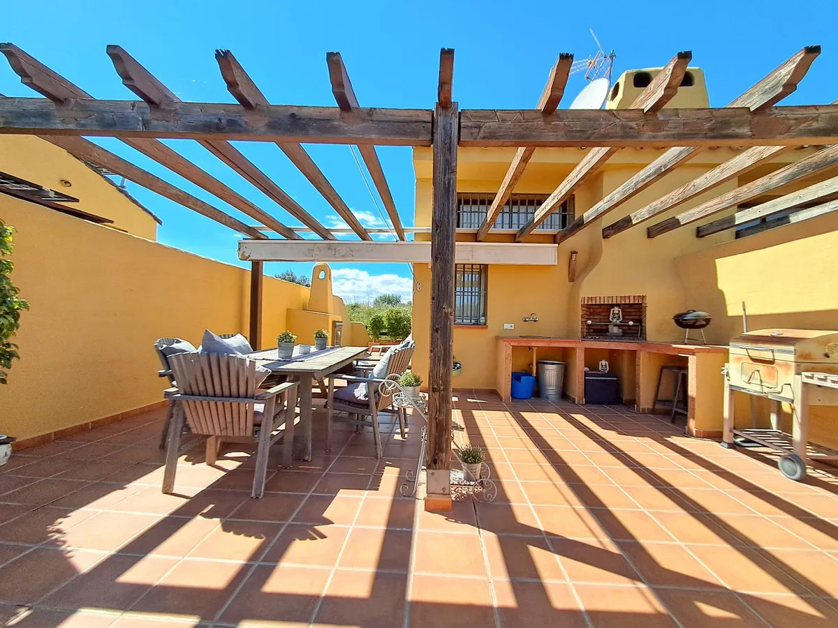 c9ab438a-cab9-48b2-ae1c-4e7d4909b460