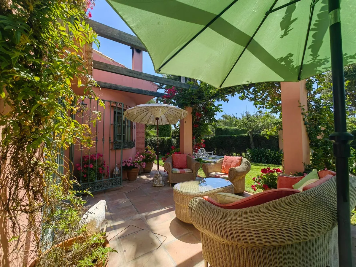 762818a1-a54b-44a2-b5b3-7e002fbf9b14