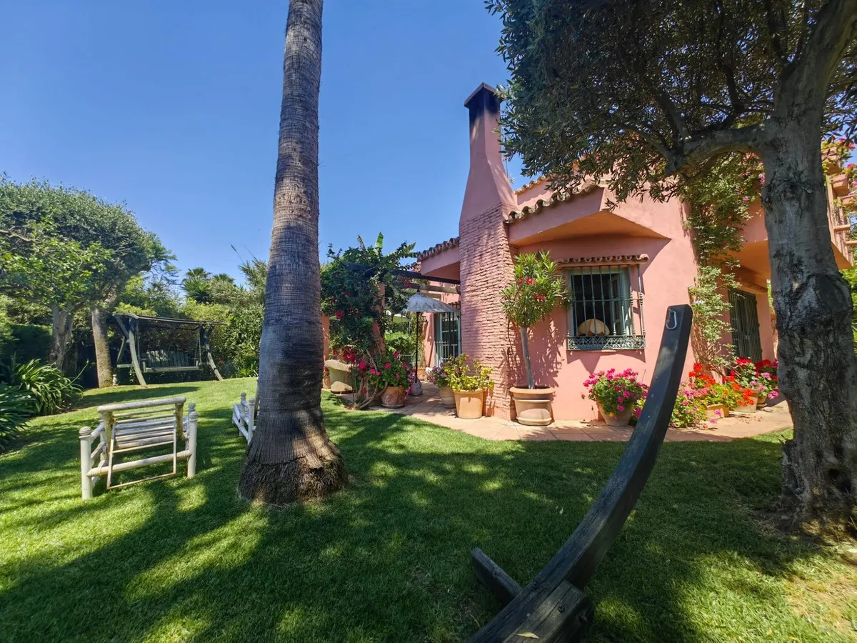 be02571b-7a92-4319-b752-c8f3190b7bdc