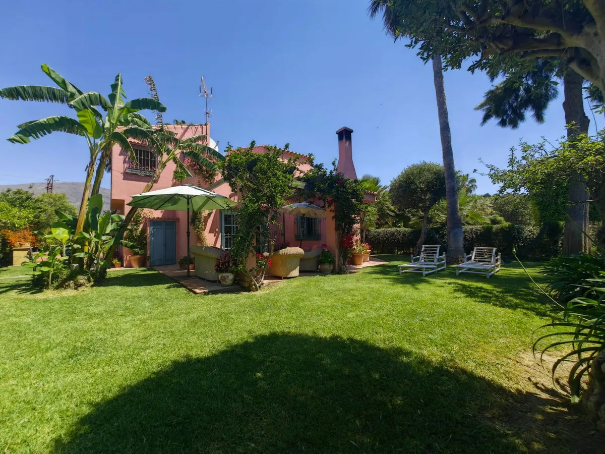 fed5d8cb-86d4-46aa-b1f1-ac037872ccc9