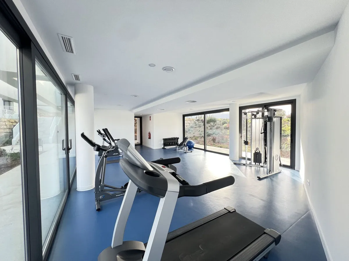 0dc92b2e-9be1-4c6c-9d95-e0b7b93d4aa7