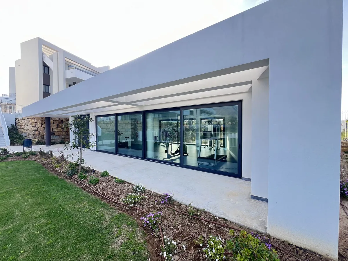 0fea9731-a5de-4cee-a3ba-300f24344168