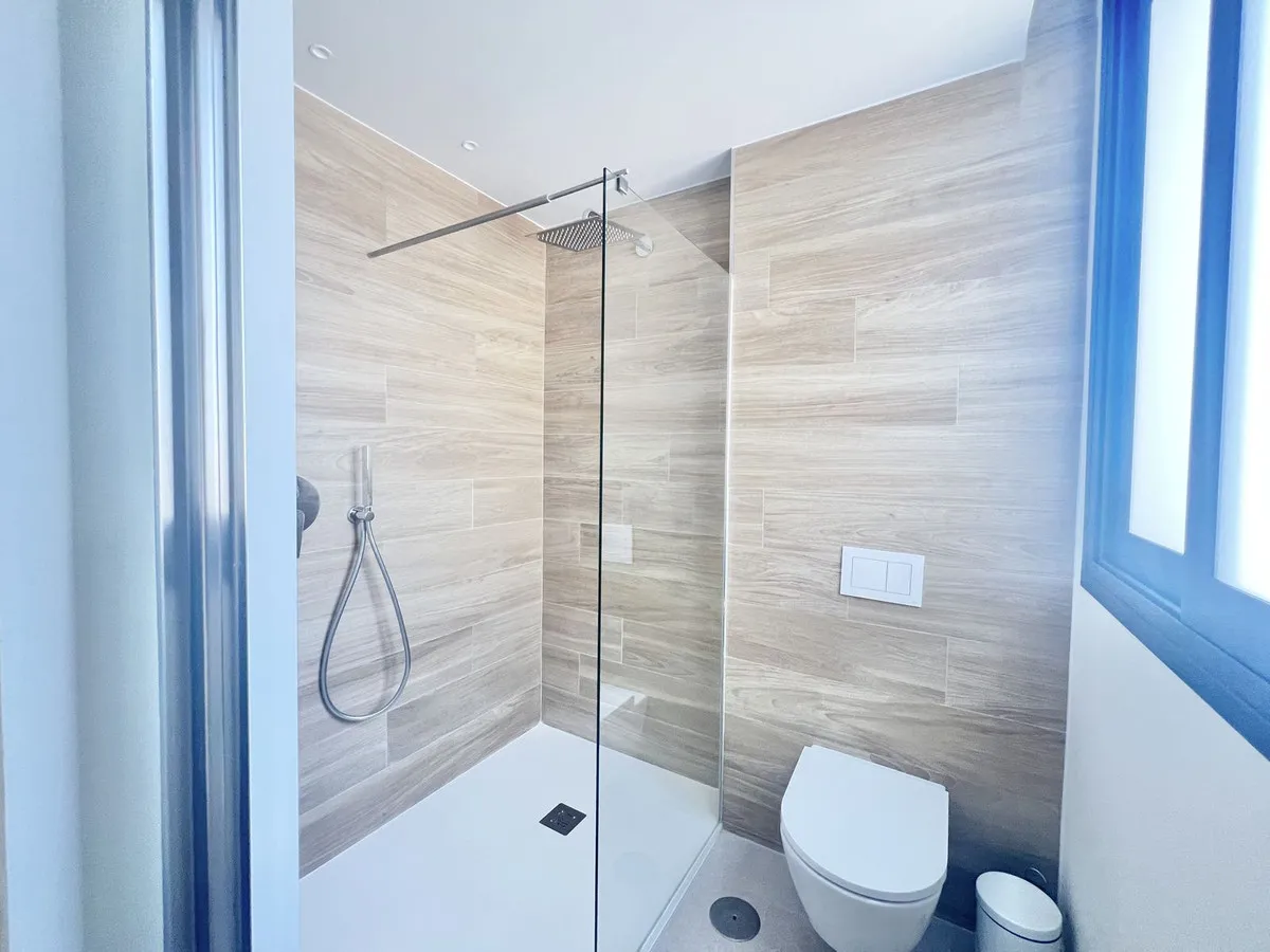 77ec8f23-00f0-4ae9-9348-082f572bf41d