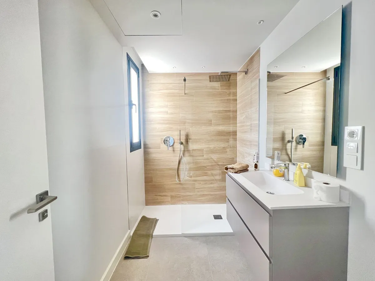 7fbc1e3d-cfd5-4b51-887e-858e382f26d1