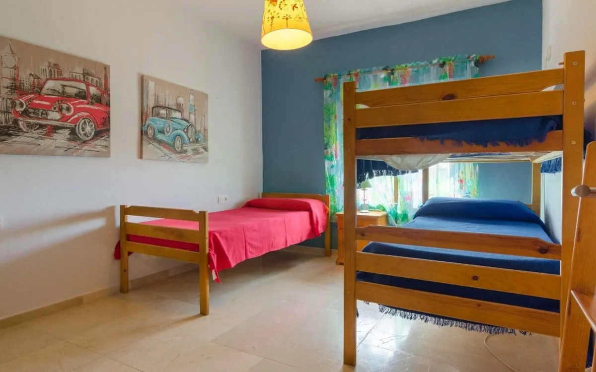 8ecec00b-b1a0-484d-926c-4b683f69f4bf