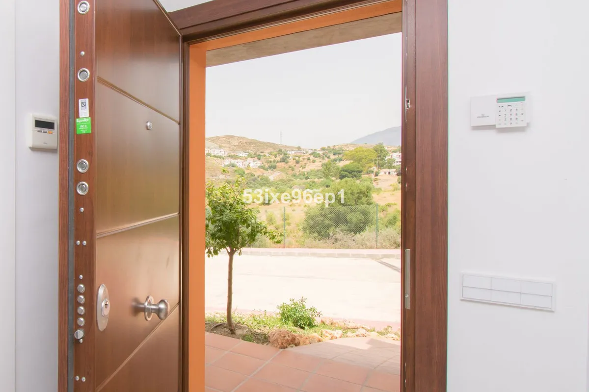 42e7e91f-dde5-4a56-bef5-2f0d3bfd4141