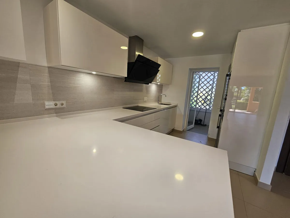 38c1d085-f83b-431c-bd51-2bfddde713fe