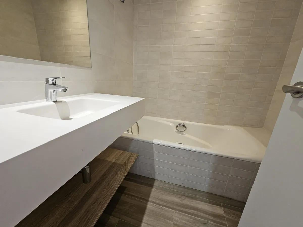 e287b4ea-9f67-4a91-86da-d7a44b34c511